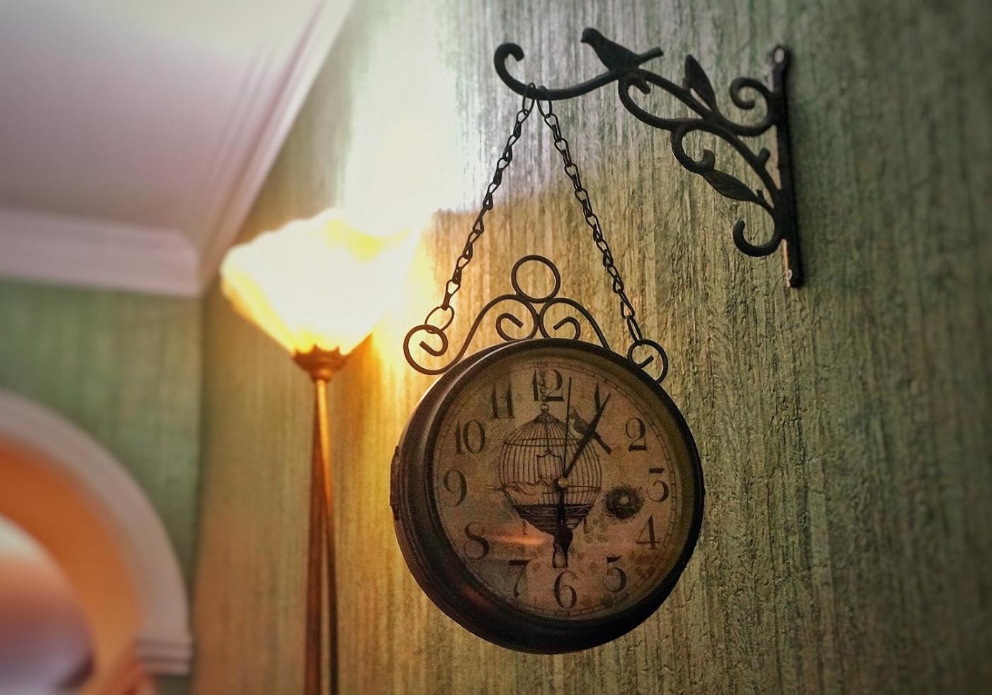 Hotel Pavo ティビリシ エクステリア 写真